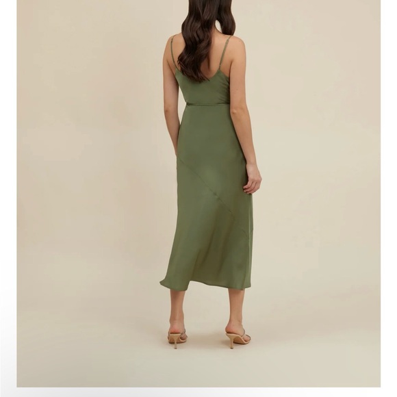 Park & Fifth Waldorf Dress. Size Medium. Colour: Olive. Midi dress and belt. - Picture 3 of 9